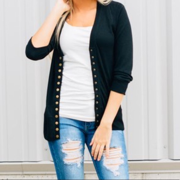 ✨LAST ONE✨black 3/4 sleeves snap cardigan - Picture 4 of 5